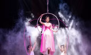 Chi Pu liều lĩnh làm mới hit “So Far” của Binz trong tập 2 ”Chi Pu's Greatest Show“
