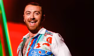 Sam Smith trở lại với single “Diamonds”, ngày “thả xích” album thứ ba đã không còn xa