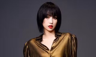 Ngu Thư Hân (THE9) bất ngờ được Yves Saint Laurent “chọn mặt gửi vàng“