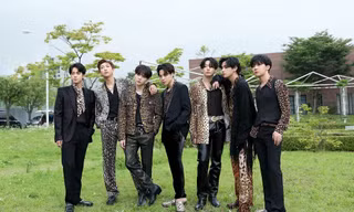 BTS năm 2020 đúng là “đỉnh của chóp“: Dẫn đầu và áp đảo BXH K-Pop toàn cầu trên Spotify