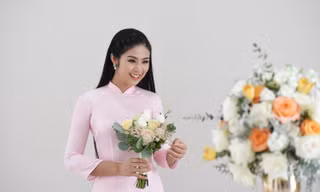 Hoa hậu Ngọc Hân làm phù dâu trong lễ cưới của Hoa hậu Thu Thảo