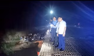 7 học sinh bị lũ cuốn trôi khi đi tắm suối ở Quảng Ninh