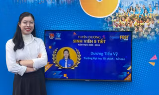 Chân dung cô nàng ‘Sinh viên 5 tốt’ từ huyện đảo Lý Sơn