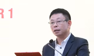 Khuyến khích người trẻ đối diện thử thách, vươn lên cống hiến