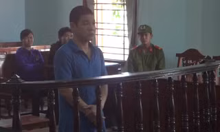 Bị cáo Vương Quốc Hoa 