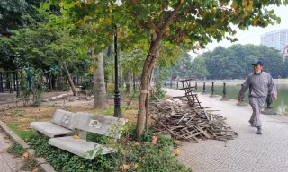 Hà Nội: Công viên mới được đầu tư hơn chục tỷ để tu bổ trở thành nơi đổ rác, trồng rau