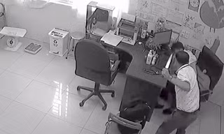Tạm giữ bác sĩ đâm đồng nghiệp tại phòng khám ở Đồng Nai