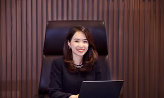 Những bóng hồng xinh đẹp ngồi ghế lãnh đạo ngân hàng