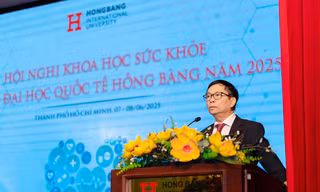 Thúc đẩy chuyển giao tri thức tại Hội nghị khoa học Sức khỏe HIU 2025