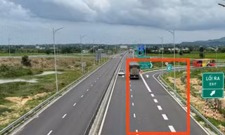 Điều chỉnh vạch sơn bị phản ánh gây khó cho tài xế trên cao tốc Vĩnh Hảo - Phan Thiết
