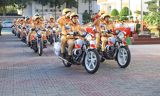 CSGT Bình Thuận chốt chặn suốt ngày đêm trên quốc lộ 1A