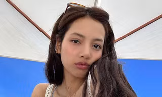Vì sao Lisa (BlackPink) diễn ở CLB thoát y?