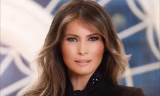 Bà Melania Trump bị chê