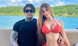 Nữ người mẫu bị gọi là búp bê tình dục vì quá đẹp