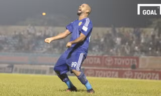 Quảng Nam chiếm lợi thế lớn trong cuộc đua tới ngôi vô địch V.League 2017.