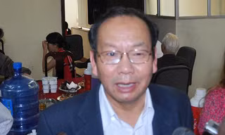 PGS.TS Nguyễn Đăng Vang trao đổi bên lề hội thảo