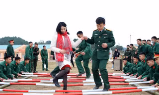 Tết nhân ái, gắn kết yêu thương của người lính Quân khu 1