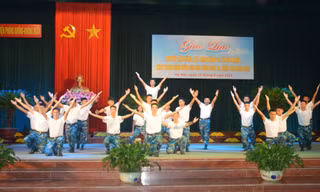 Chắp cánh ước mơ bảo vệ bầu trời Tổ quốc