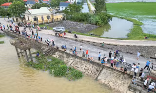 Ninh Bình: Lệnh khẩn cấp di dân xả lũ