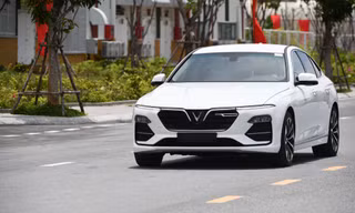 Giá bán của ba dòng ô tô VinFast gồm Fadil, Lux A2.0 và Lux SA2.0 sẽ tiếp tục được duy trì như hiện tại sau thời điểm 1/9/2019