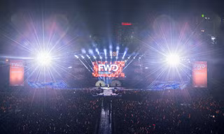 'Đặc sản' chiêu đãi fan tại FWD Music Fest