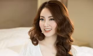 Nhan sắc mặn mà thu hút của hai nàng Á hậu làm MC VTV 