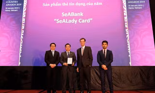 Thẻ Sealady được bình chọn là sản phẩm thẻ tín dụng tiêu biểu 2018 