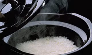 Bốn sai lầm khi nấu cơm các bà nội trợ nên lưu ý