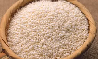 Sai lầm khiến bạn đồ xôi bị khô cứng hoặc nhão nát