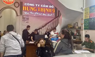 Bắt giám đốc công ty cầm đồ cho vay lãi nặng 400%/tháng