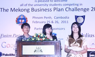 “Nhóm than sạch” tại Campuchia