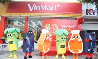 Thành phố Vũng Tàu rực rỡ màu đỏ tươi của hệ thống cửa hàng tiện lợi VinMart+