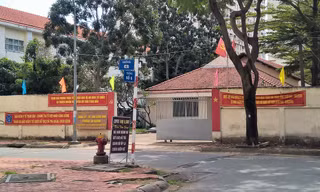 Trụ sở phường An Khánh đang đóng trên đất phường bạn