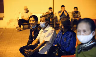 Công an Hà Tĩnh xuyên đêm làm thẻ căn cước công dân