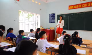 Kiểm tra, bảo trì cơ sở vật chất đảm bảo an toàn trường học 