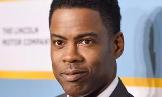 Chris Rock từ chối dẫn chương trình Oscars 2023 sau khi nhận "cú tát lịch sử" từ Will Smith