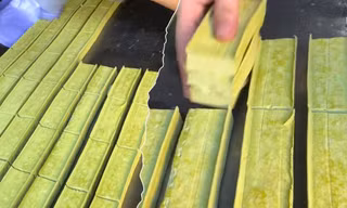 "Món lạ" đậu phụ matcha gây bão mạng, nguyên liệu thực sự là gì?