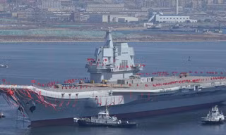 Tàu sân bay Sơn Đông của Trung Quốc. (Ảnh: ifeng)