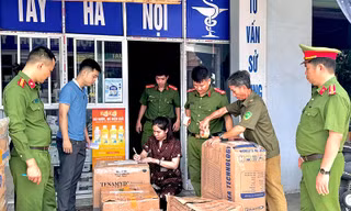 Phát hiện 2 cơ sở kinh doanh thuốc tây không phép với hơn 5.000 sản phẩm không rõ nguồn gốc