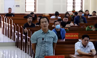 Diễn biến xét xử vụ án liên quan nhóm bị cáo tố 'chạy án' 2,7 tỉ đồng tại Quảng Bình
