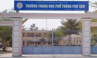 Hiệu trưởng xin lỗi vì nói học sinh là quân phản bội