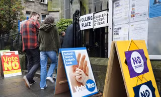 Dân Scotland đi bỏ phiếu cho 'bước ngoặt lịch sử'
