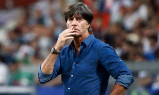Joachim Low đứng trước nguy cơ bị sa thải
