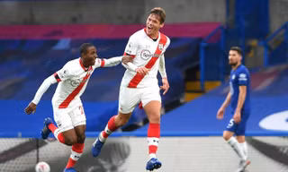 Chelsea rơi điểm đáng tiếc ở phút bù giờ