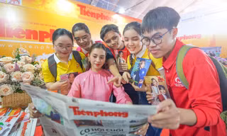Hội báo toàn quốc 2024 náo nhiệt, Hoa hậu Thanh Thủy - Tiểu Vy check-in sớm