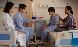 Lộ đoạn kết "Cây Táo Nở Hoa": Dư tỉnh lại nhưng mối quan hệ với Trúc và Trinh vẫn là ẩn số