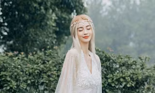 Rung động với tạo hình nữ hoàng trong phim "Chúa tể những chiếc nhẫn" của Angela Baby