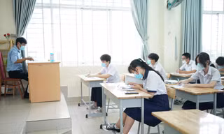 TPHCM tuyển hơn 77 nghìn chỉ tiêu vào lớp 10 