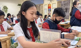 Bạo lực học đường - nặng hậu quả, nhẹ giải pháp: Đừng lãng quên nhiệm vụ dạy làm người