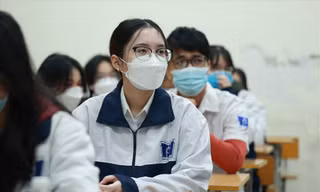 Lịch dự kiến cho học sinh tiểu học và lớp 6 ở nội thành Hà Nội đến trường học trực tiếp